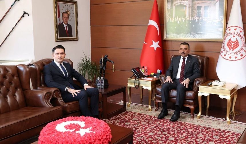 Kozlu Kaymakamı Evren Çakır görevine başladı