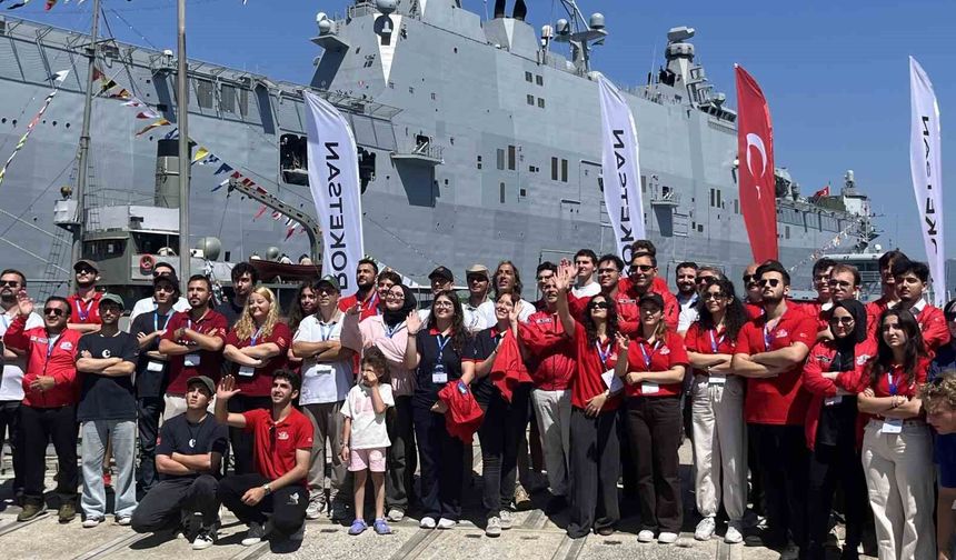 Sanayi ve Teknoloji Bakanı Mehmet Fatih Kacır, TEKNOFEST Mavi Vatan'ı ziyaret etti
