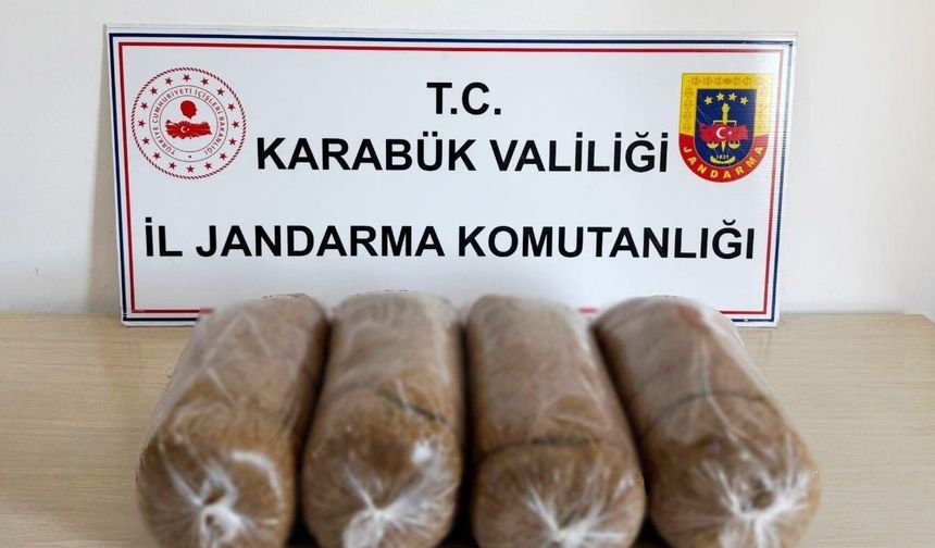 Uy*şturucu ve kaçak tütün operasyonu