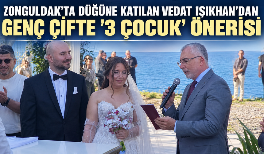 Zonguldak'ta düğüne katılan Vedat Işıkhan'dan genç çifte '3 çocuk' önerisi