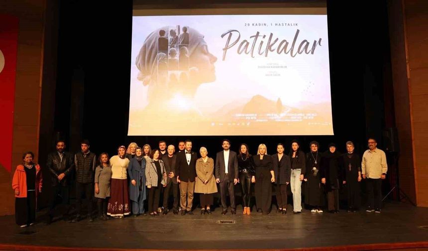 'Patikalar' belgeseli kanserle mücadele eden kadınların tanıklıklarını ekrana taşıdı