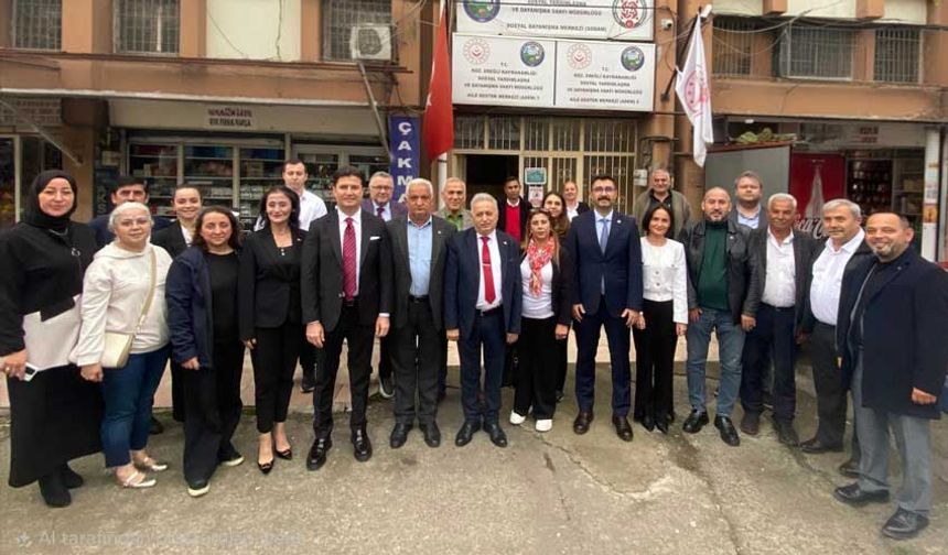 Romanların sosyal ve ekonomik hayata katılımı masaya yatırıldı