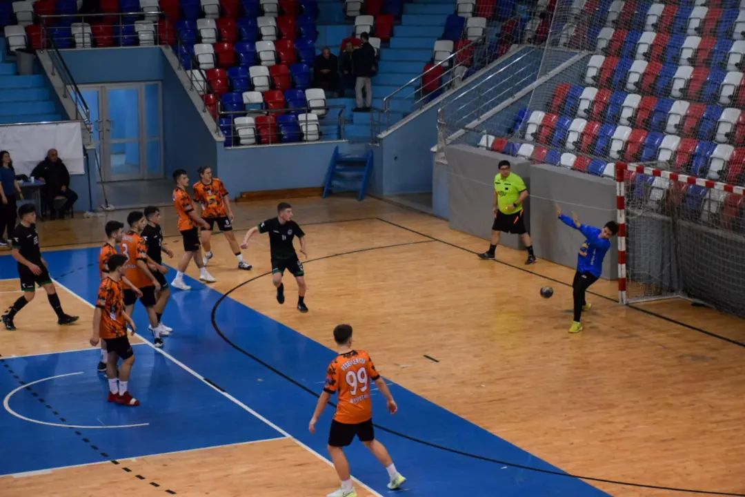 HENTBOL3