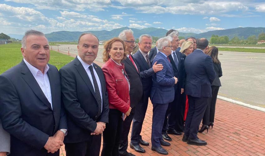 chp-heyeti-hava-alanı.1
