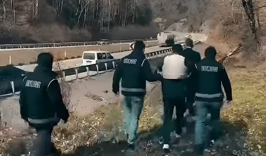 Dorukhan Tüneli yakınlarında işlenen cinayetin sırrı 13 yıl sonra çözüldü -  Zonguldak Pusula Son Dakika Haberleri