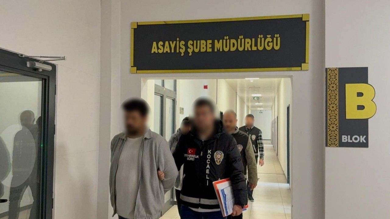 İş yeri hırsızlığı ve sahtecilik yapan 3 şüpheli tutuklandı