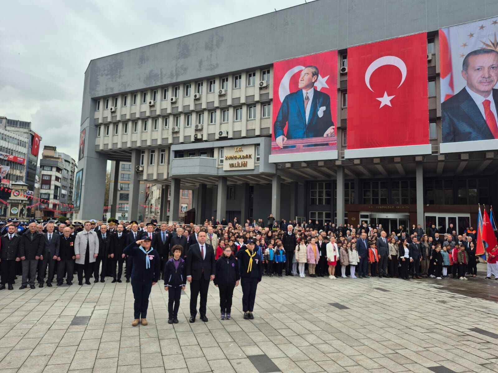 23 Nisan Tören 1