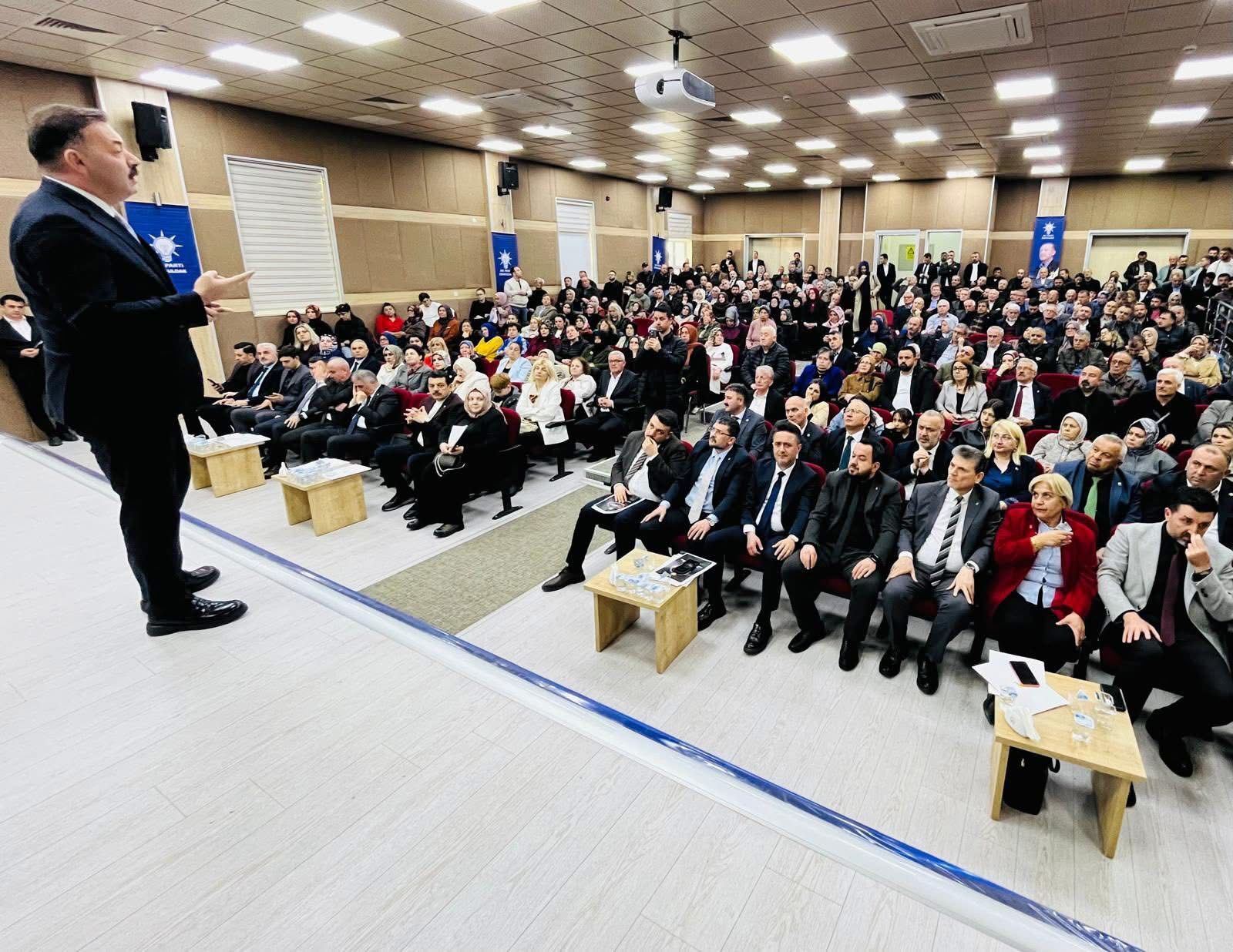 Il Meclis Toplantısı Ak Parti