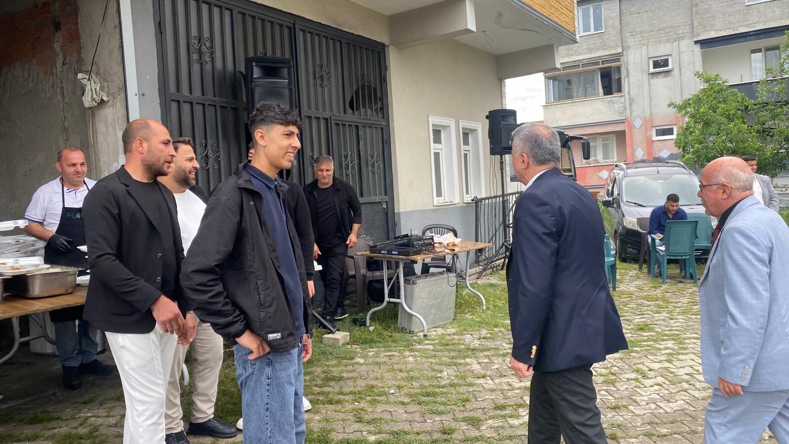 Romanlar Bayramlaştı 2