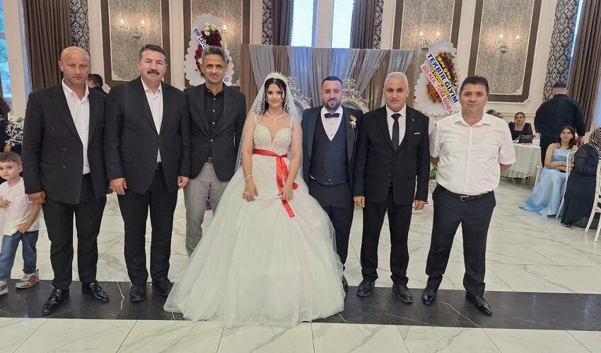 Yaşar ve Kaymak Ailelerinin mutlu günü