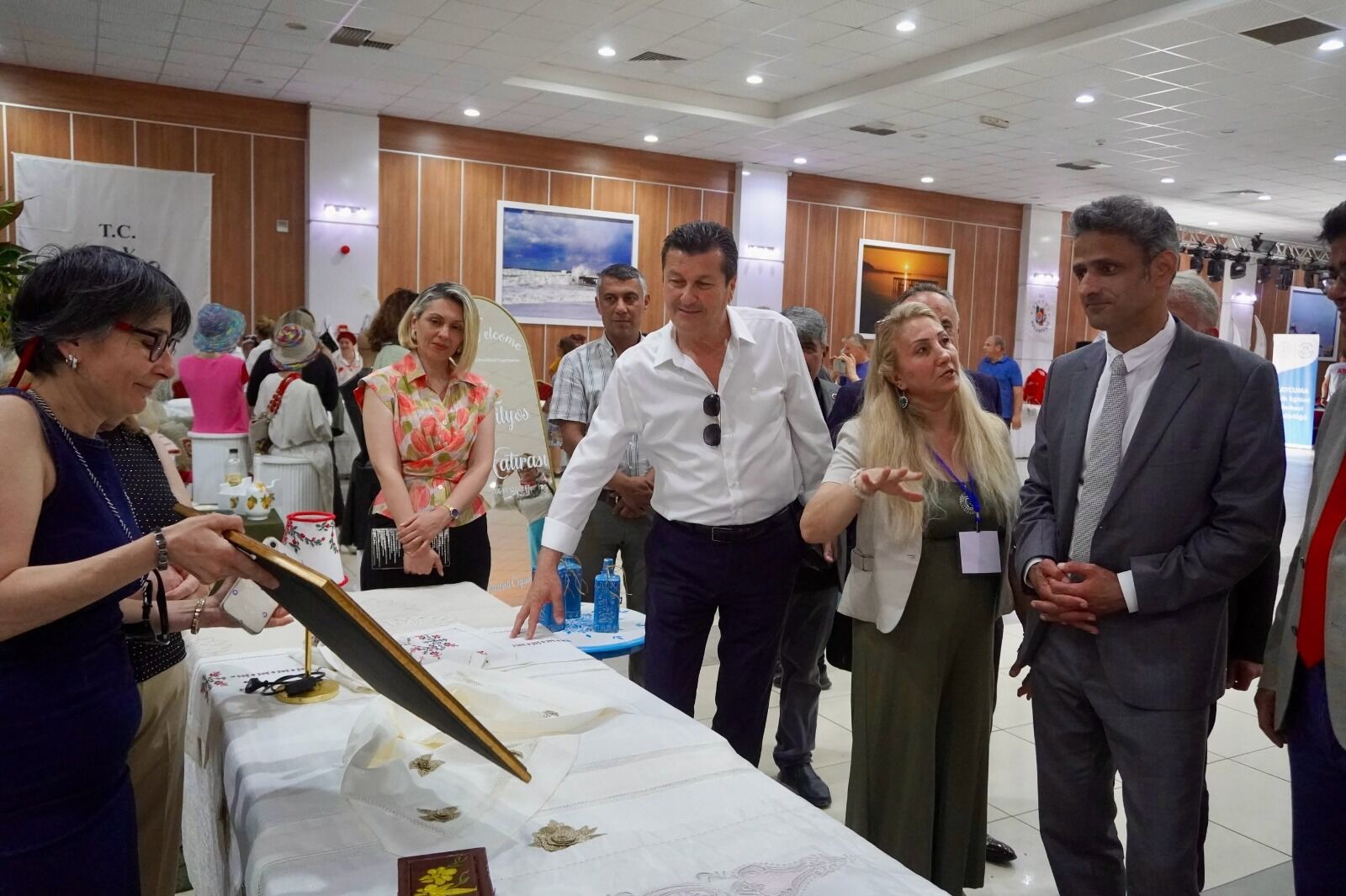 Kıyafeti Ve Tavırları Tartışma Yarattı 1