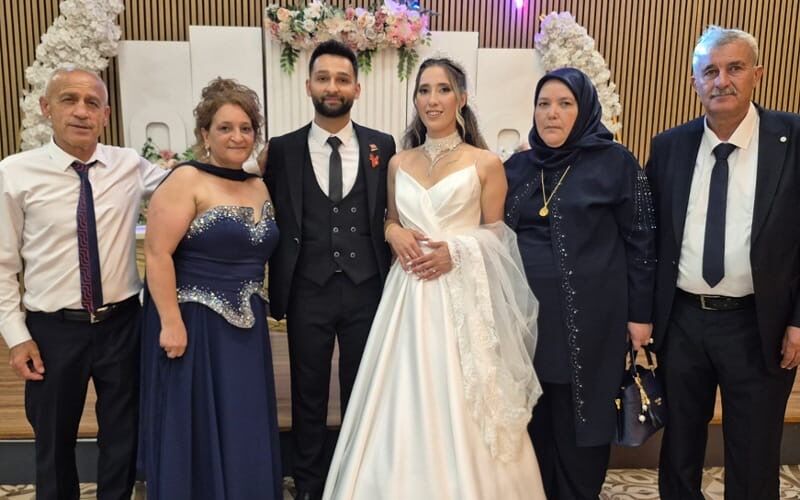 Ceyda Özlü ve Doğukan Demirkol dünyaevine girdi