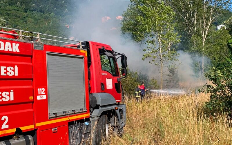 Çaydamar Mahallesi'nde bahçe yangını