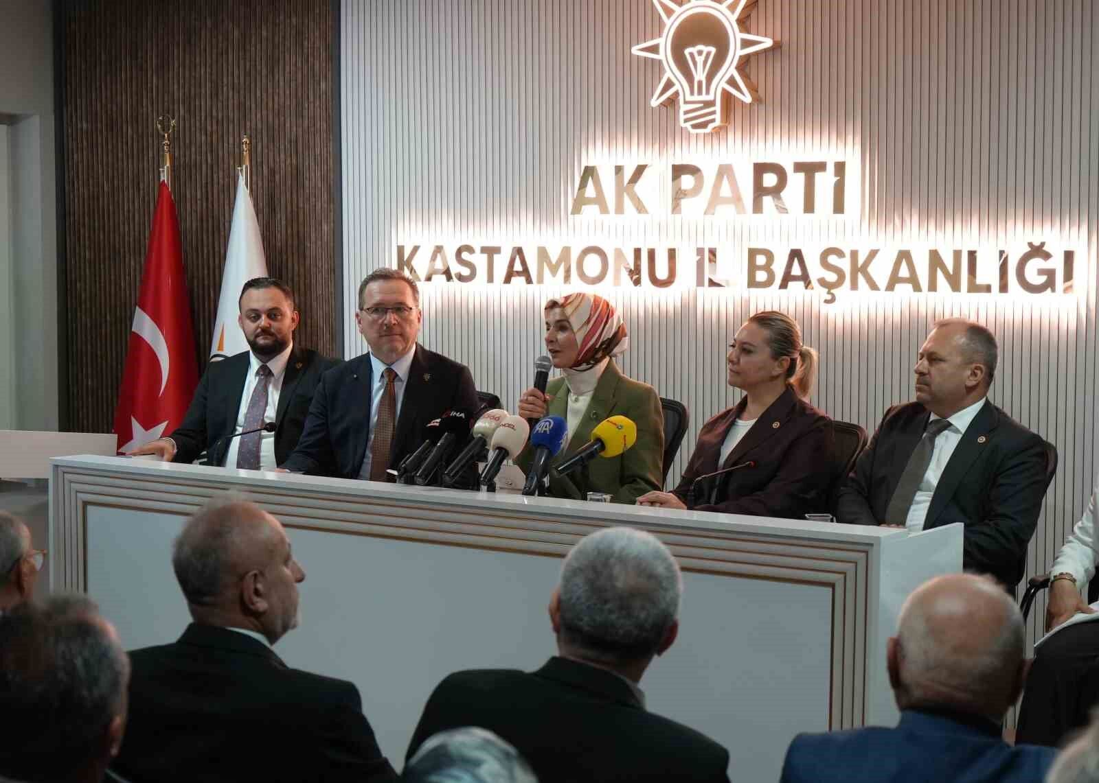 Bakan Mahinur Özdemir Göktaş: 'Politikalarımızın merkezine aile kurumunu konumlandırıyoruz'