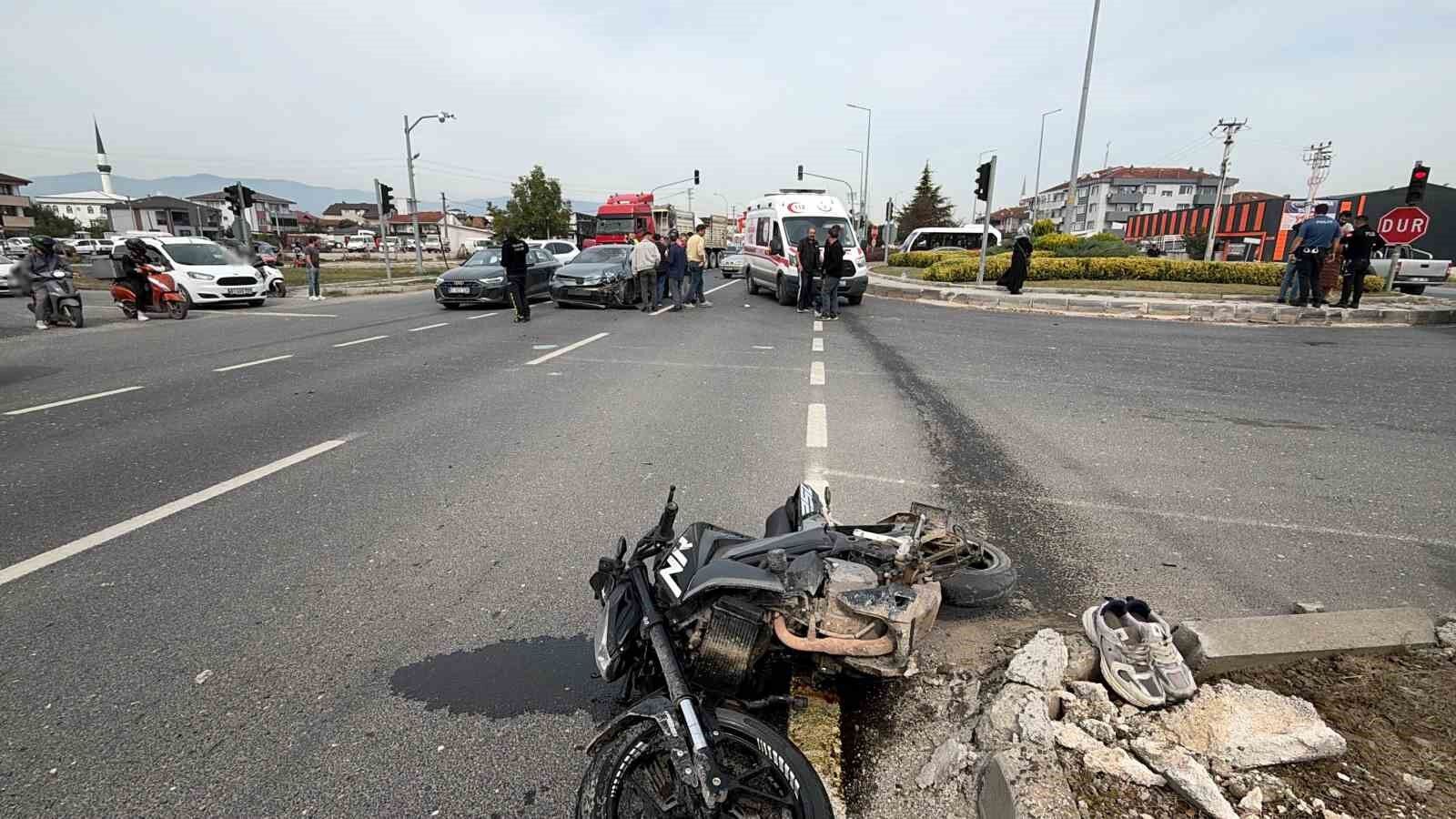 Feci kaza: 2'si ağır 3 yaralı