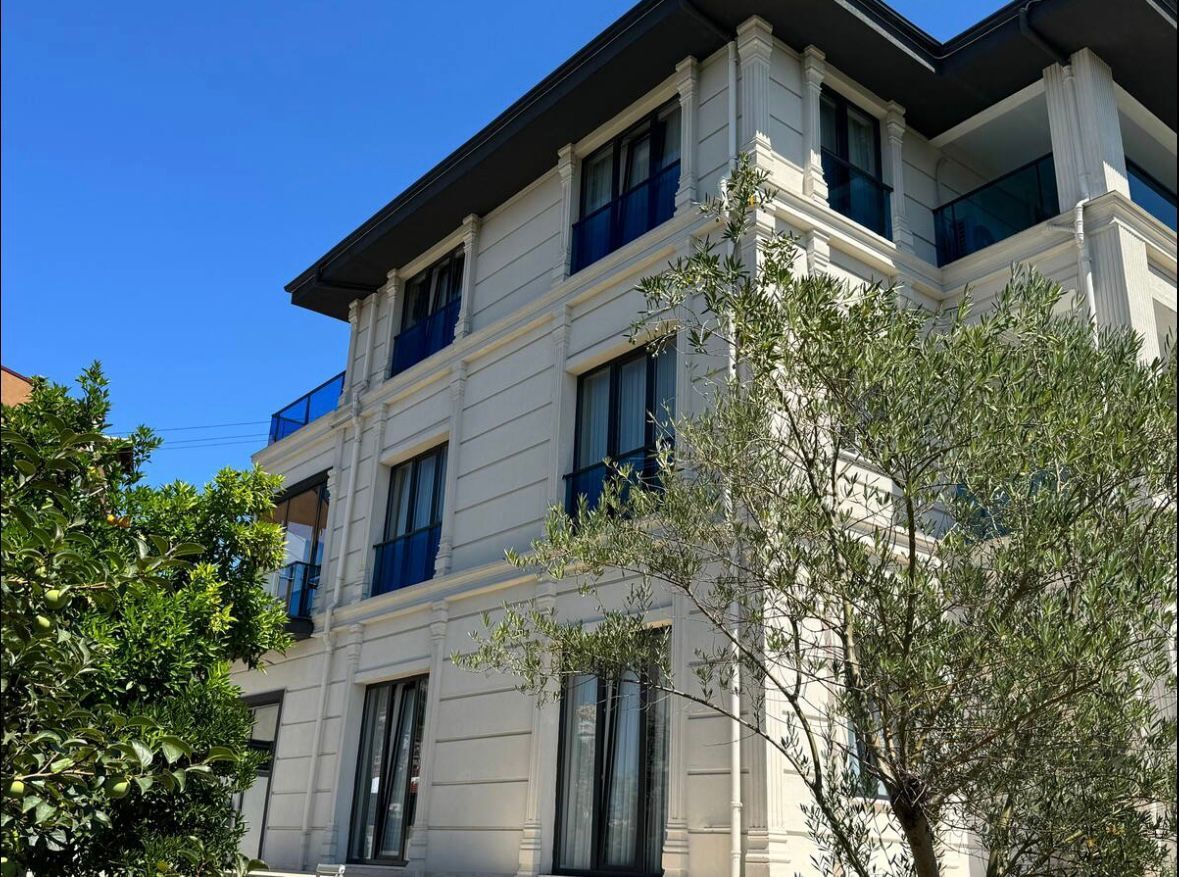 Blackdiamond Suites2